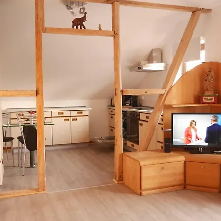 Apartment Fewo Central 公寓